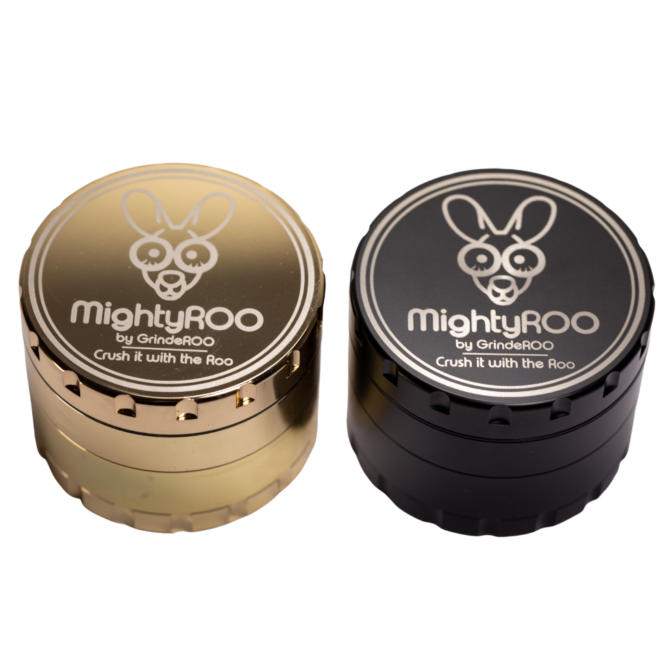 https://grinderoo.com/cdn/shop/products/mightyroo-4pcs-stainless-steel-herb-grinder-black-and-gold_52434165514_o@2x.png?v=1702540774
